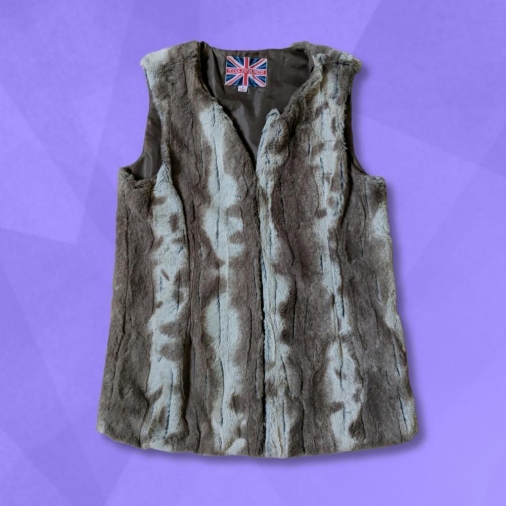 MISS LONDON FAUX FUR VEST women's size M